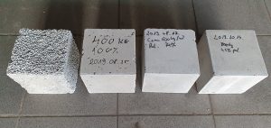 400 kg cement, 100% ps tartalom adalékszer nélküli (referencia) vs adalékszeres